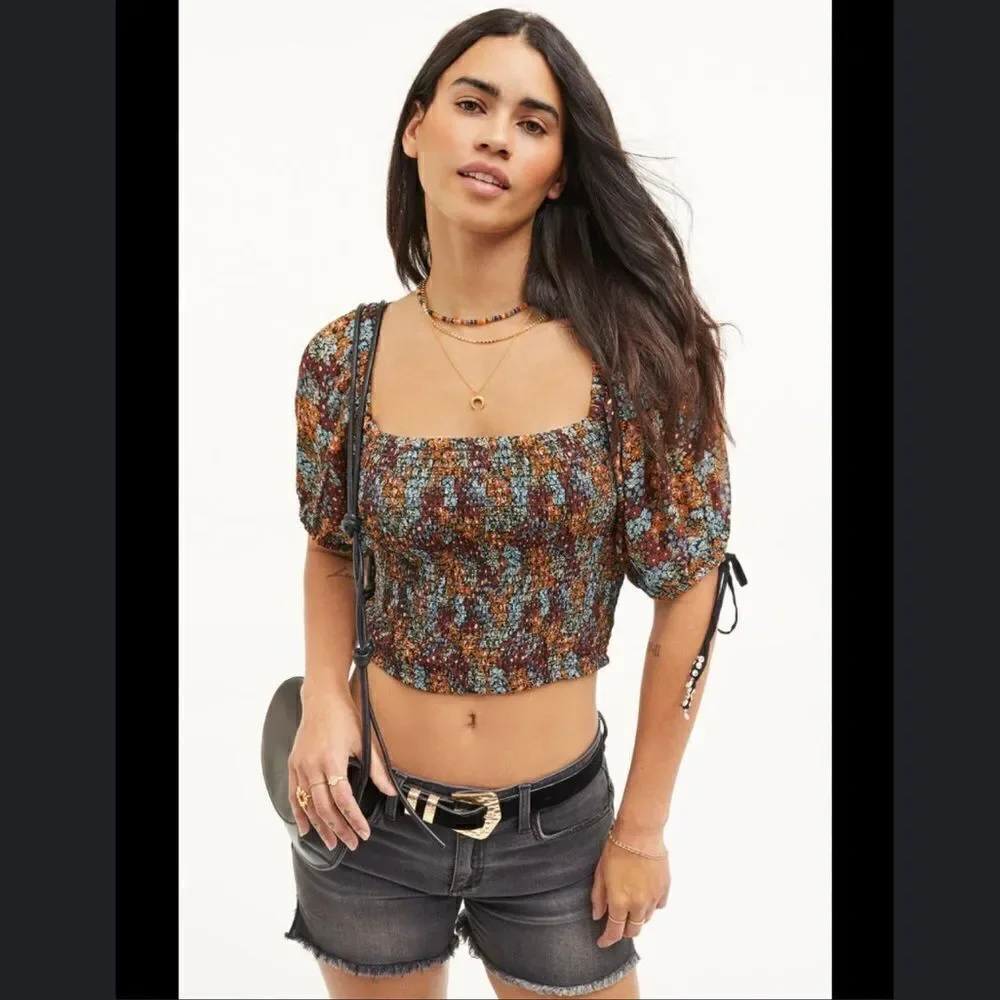 Free People Back On Crop Top Smocked Puff Sleeves Floral Printed XS